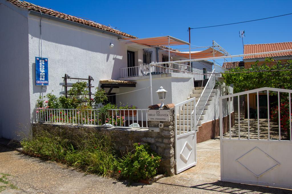Apartments Stefanovski Paradiso Veli Lošinj الغرفة الصورة