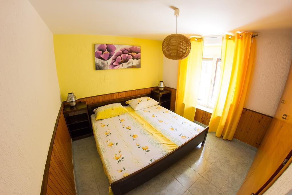 Apartments Stefanovski Paradiso Veli Lošinj الغرفة الصورة
