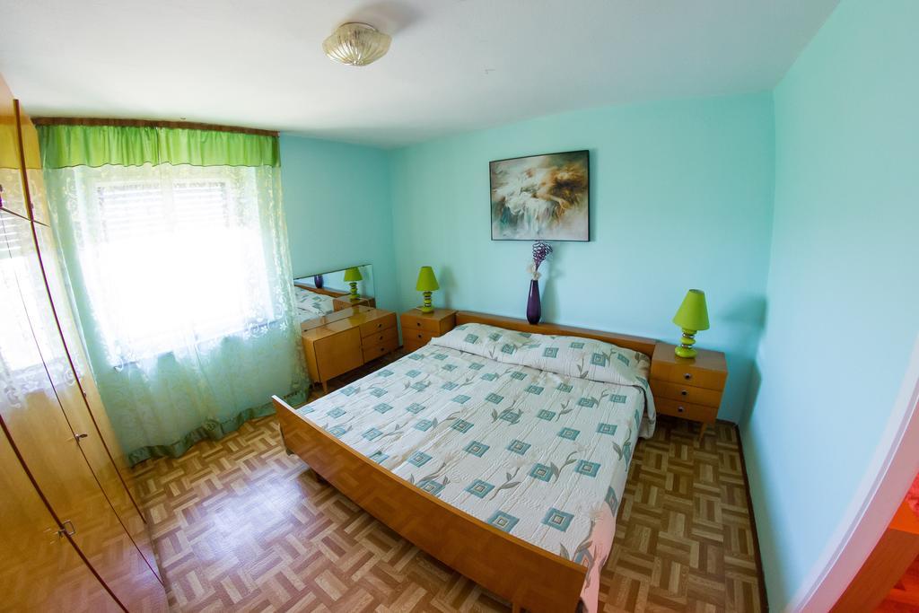 Apartments Stefanovski Paradiso Veli Lošinj الغرفة الصورة